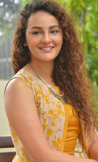 Seerat Kapoor